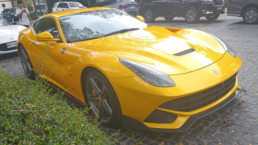 10 ting du ikke visste om Ferrari F12berlinetta – Den kompromissløse V12 GT-legenden